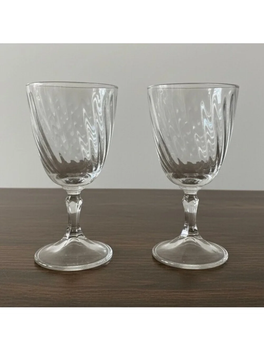 Vintage Clear Swirl Glass Stemmed Wine Goblets 3.25